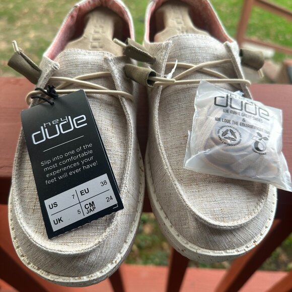 HEY DUDE WENDY CHAMBRAY WHITE NUT 7 - Picture 1 of 5